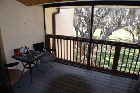 Condo in Titusville, Florida, 2 bedrooms № 2198164 - photo 20
