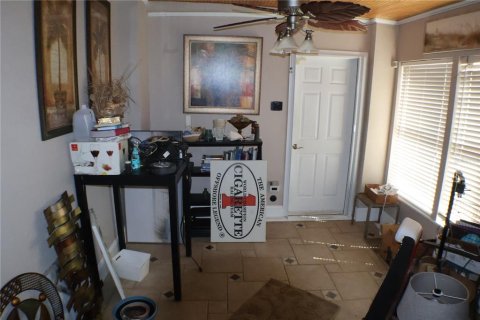 Condo in Titusville, Florida, 2 bedrooms № 2198164 - photo 6