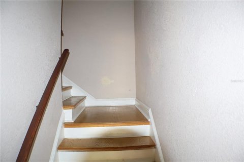 Condo in Titusville, Florida, 2 bedrooms № 2198164 - photo 15