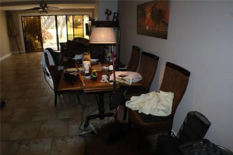 Condo in Titusville, Florida, 2 bedrooms № 2198164 - photo 5