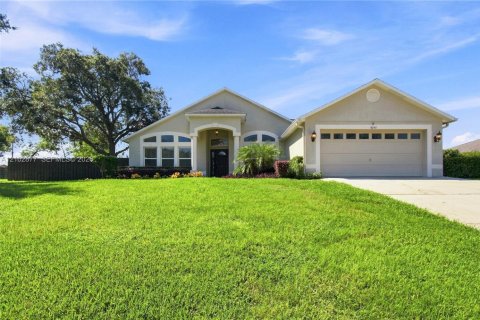 Villa ou maison à vendre à Clermont, Floride: 4 chambres, 168.62 m2 № 2411978 - photo 3