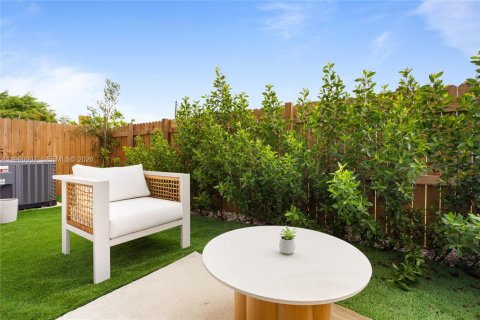 Adosado en venta en Florida City, Florida, 3 dormitorios, 161.28 m2 № 2020276 - foto 4