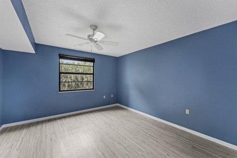 Condo in Boca Raton, Florida, 2 bedrooms  № 2247962 - photo 13
