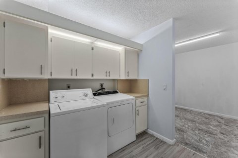 Condo in Boca Raton, Florida, 2 bedrooms  № 2247962 - photo 17
