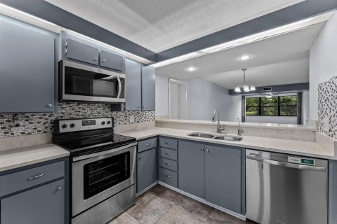 Condo in Boca Raton, Florida, 2 bedrooms  № 2247962 - photo 5