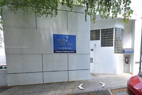 Immobilier commercial à vendre à Miami, Floride № 1981783 - photo 2