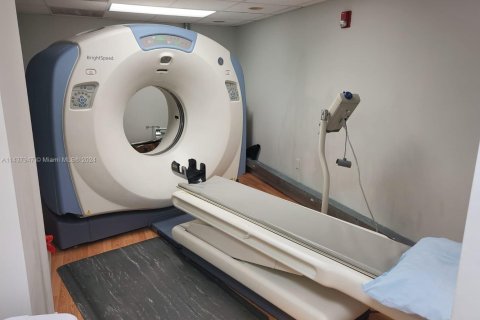 Immobilier commercial à vendre à Miami, Floride № 1981783 - photo 21