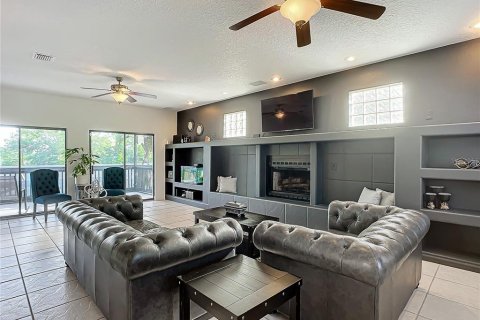 Villa ou maison à vendre à Deltona, Floride: 5 chambres, 495.17 m2 № 1377026 - photo 25