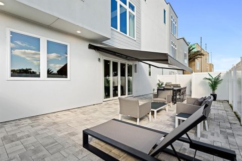 Condominio en alquiler en Four Corners, Florida, 3 dormitorios, 139.35 m2 № 1789994 - foto 7