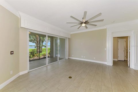Townhouse in Bradenton, Florida 3 bedrooms, 162.39 sq.m. № 1821486 - photo 17