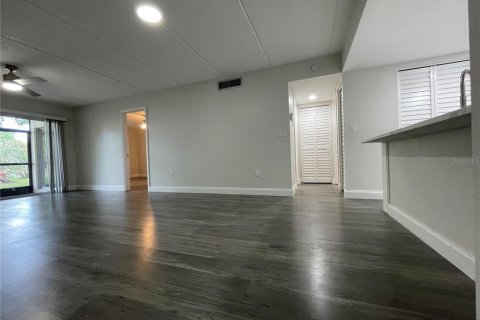 Copropriété à louer à Oldsmar, Floride: 2 chambres, 97.92 m2 № 1830043 - photo 7