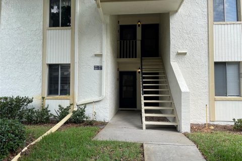 Copropriété à louer à Oldsmar, Floride: 2 chambres, 97.92 m2 № 1830043 - photo 1