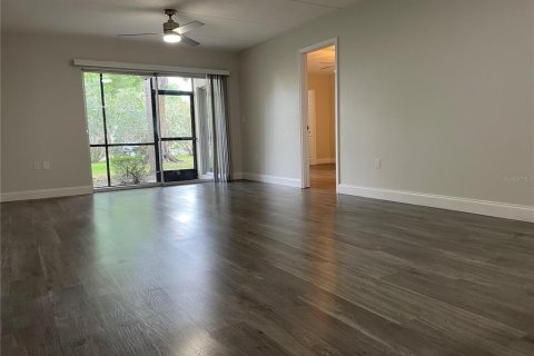 Copropriété à louer à Oldsmar, Floride: 2 chambres, 97.92 m2 № 1830043 - photo 5
