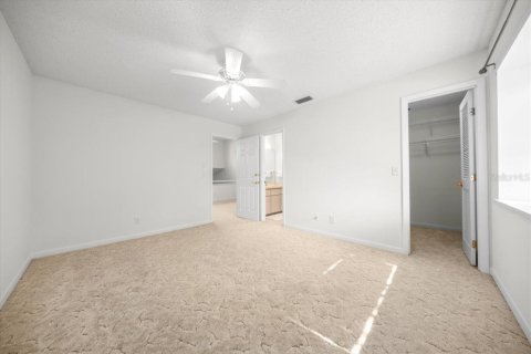 House in Ocala, Florida 3 bedrooms, 179.39 sq.m. № 1851172 - photo 27