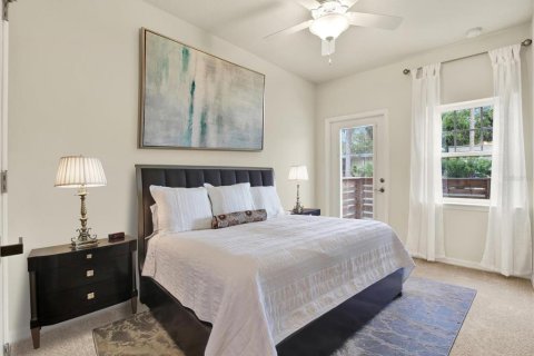 Townhouse in Tampa, Florida 3 bedrooms, 140.28 sq.m. № 1869017 - photo 19