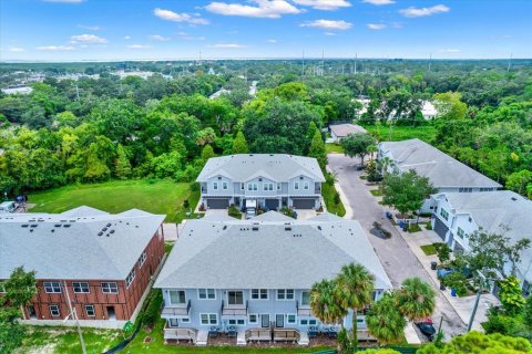 Townhouse in Tampa, Florida 3 bedrooms, 140.28 sq.m. № 1869017 - photo 26