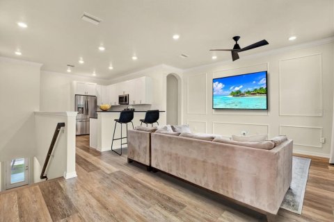 Townhouse in Tampa, Florida 3 bedrooms, 140.28 sq.m. № 1869017 - photo 3