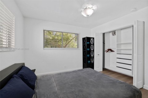 Condominio en alquiler en Miami Beach, Florida, 3 dormitorios, 113.34 m2 № 1983047 - foto 24