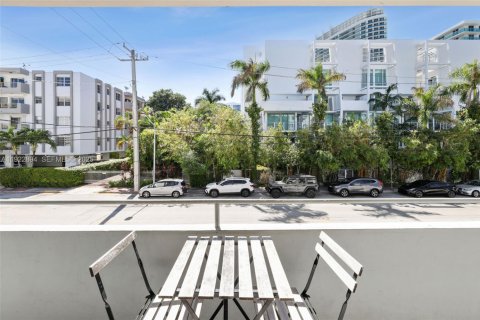 Condominio en alquiler en Miami Beach, Florida, 3 dormitorios, 113.34 m2 № 1983047 - foto 28