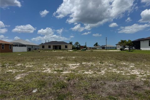 Terrain à vendre à Cape Coral, Floride № 2166705 - photo 2