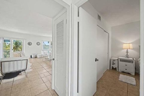 Copropriété à vendre à Lauderdale-by-the-Sea, Floride: 1 chambre, 64.1 m2 № 2146995 - photo 11