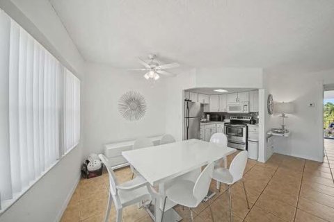 Copropriété à vendre à Lauderdale-by-the-Sea, Floride: 1 chambre, 64.1 m2 № 2146995 - photo 3