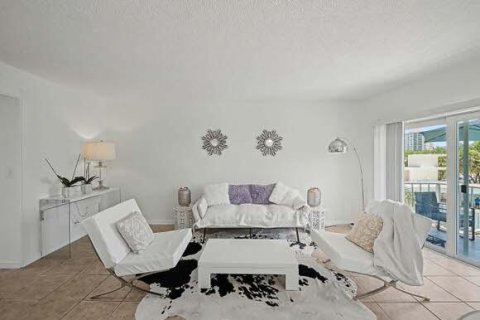 Copropriété à vendre à Lauderdale-by-the-Sea, Floride: 1 chambre, 64.1 m2 № 2146995 - photo 18