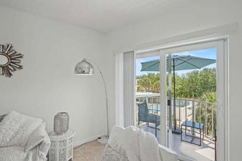 Copropriété à vendre à Lauderdale-by-the-Sea, Floride: 1 chambre, 64.1 m2 № 2146995 - photo 21