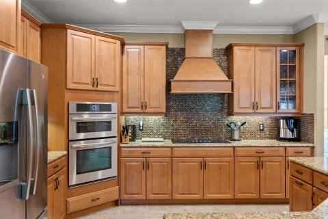 House in Sanford, Florida 5 bedrooms, 349.68 sq.m. № 1253685 - photo 17