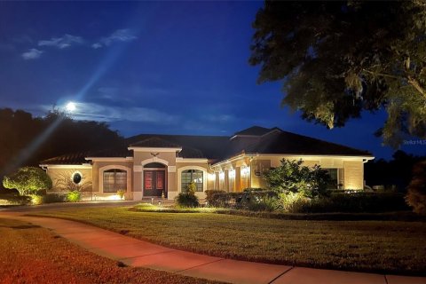 House in Sanford, Florida 5 bedrooms, 349.68 sq.m. № 1253685 - photo 2