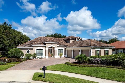 House in Sanford, Florida 5 bedrooms, 349.68 sq.m. № 1253685 - photo 1