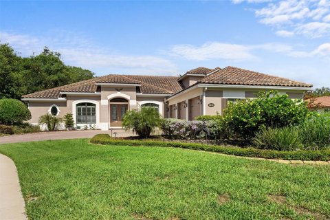 House in Sanford, Florida 5 bedrooms, 349.68 sq.m. № 1253685 - photo 3