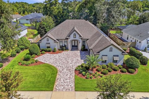 Villa ou maison à Gainesville, Floride 4 chambres, 337.7 m2 № 2401052