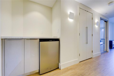 Condo in Aventura, Florida, 2 bedrooms  № 1951612 - photo 28