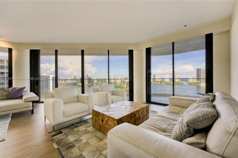 Condo in Aventura, Florida, 2 bedrooms  № 1951612