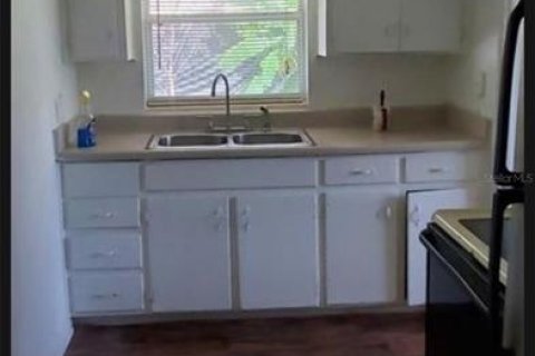Commercial property in Orlando, Florida 20775 bedrooms, 144.56 sq.m. № 2100693 - photo 24