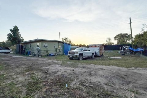 Commercial property in Orlando, Florida 20775 bedrooms, 144.56 sq.m. № 2100693 - photo 3