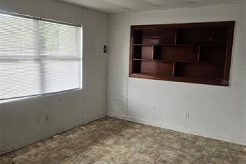 Commercial property in Orlando, Florida 20775 bedrooms, 144.56 sq.m. № 2100693 - photo 9