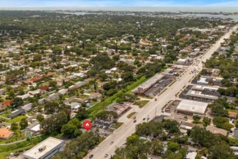 Commercial property in Largo, Florida 532.33 sq.m. № 2377923 - photo 20