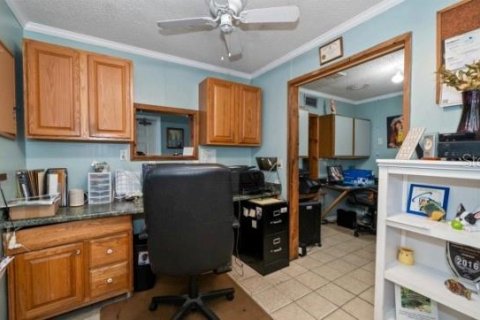 Commercial property in Largo, Florida 532.33 sq.m. № 2377923 - photo 11