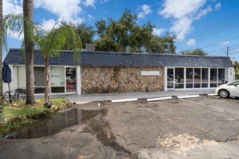 Commercial property in Largo, Florida 532.33 sq.m. № 2377923 - photo 3
