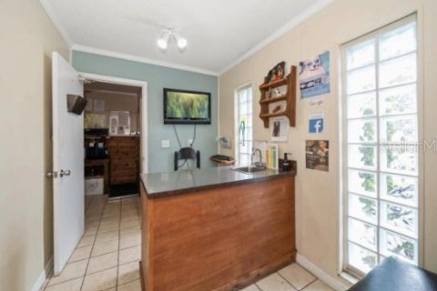 Commercial property in Largo, Florida 532.33 sq.m. № 2377923 - photo 6
