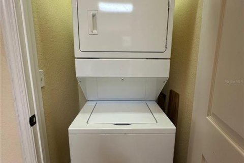 Condo in Davenport, Florida, 2 bedrooms  № 1789688 - photo 16