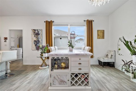 Touwnhouse à vendre à Kissimmee, Floride: 4 chambres, 185.8 m2 № 2405231 - photo 11