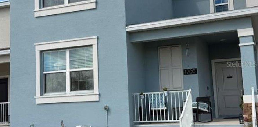 Touwnhouse à Kissimmee, Floride 4 chambres, 185.8 m2 № 2405231