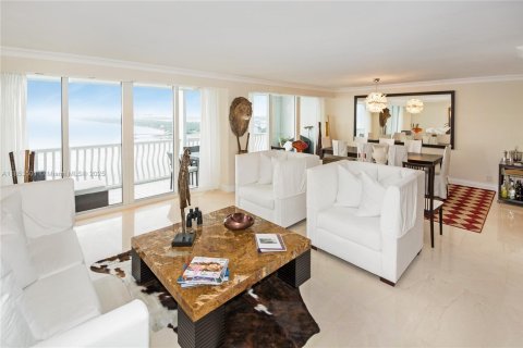 Condo in Fort Lauderdale, Florida, 2 bedrooms  № 1896383 - photo 7