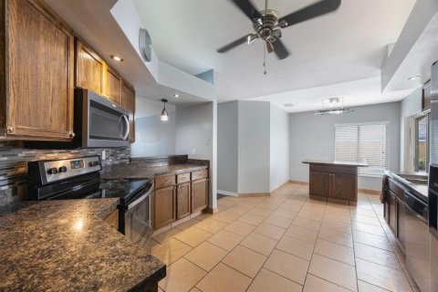 Casa en venta en Palm Harbor, Florida, 4 dormitorios, 192.21 m2 № 1900002 - foto 20