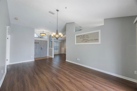Casa en venta en Palm Harbor, Florida, 4 dormitorios, 192.21 m2 № 1900002 - foto 10