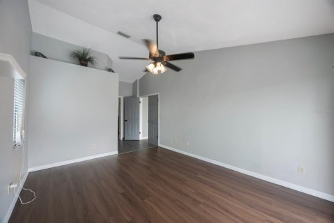 Casa en venta en Palm Harbor, Florida, 4 dormitorios, 192.21 m2 № 1900002 - foto 26