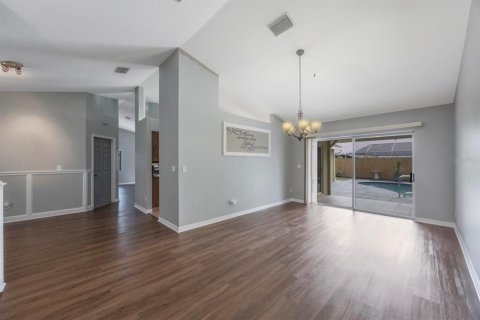 House in Palm Harbor, Florida 4 bedrooms, 192.21 sq.m. № 1900002 - photo 9